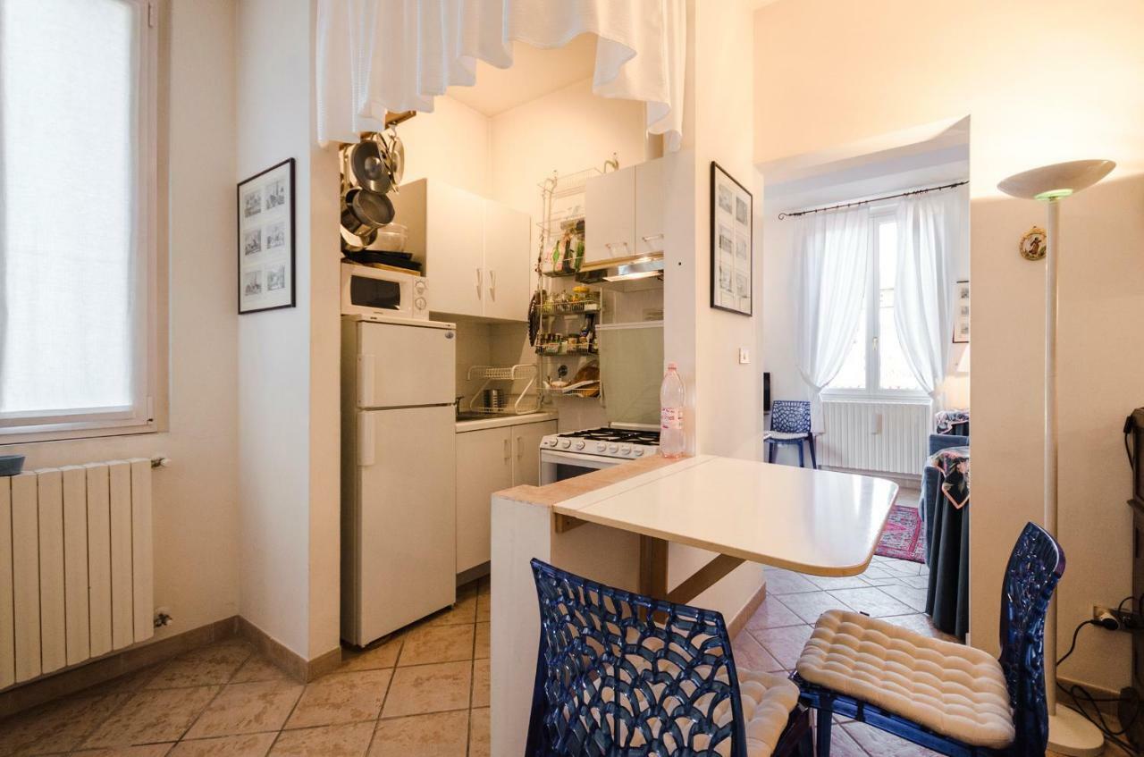 Lupari Apartment, Palazzo Storico Sotto Le Due Torri Болонья Экстерьер фото