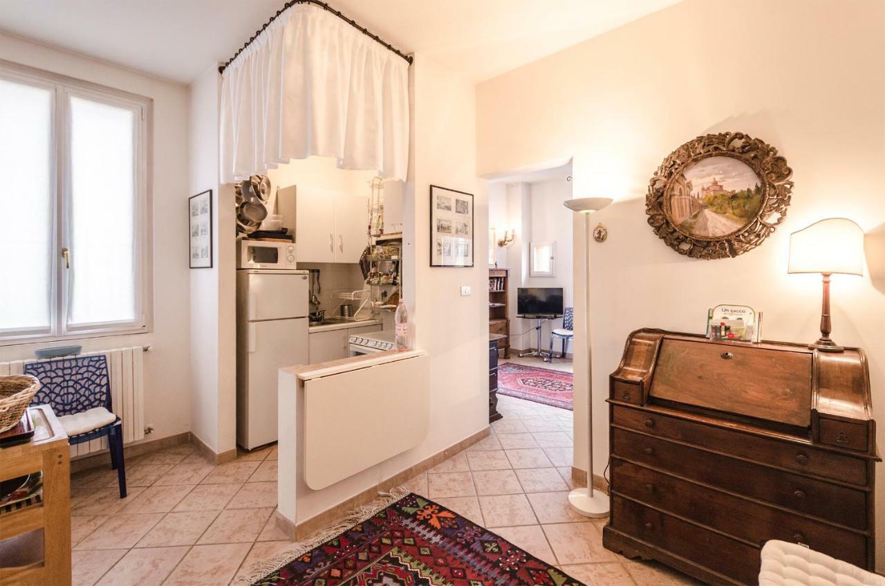 Lupari Apartment, Palazzo Storico Sotto Le Due Torri Болонья Экстерьер фото